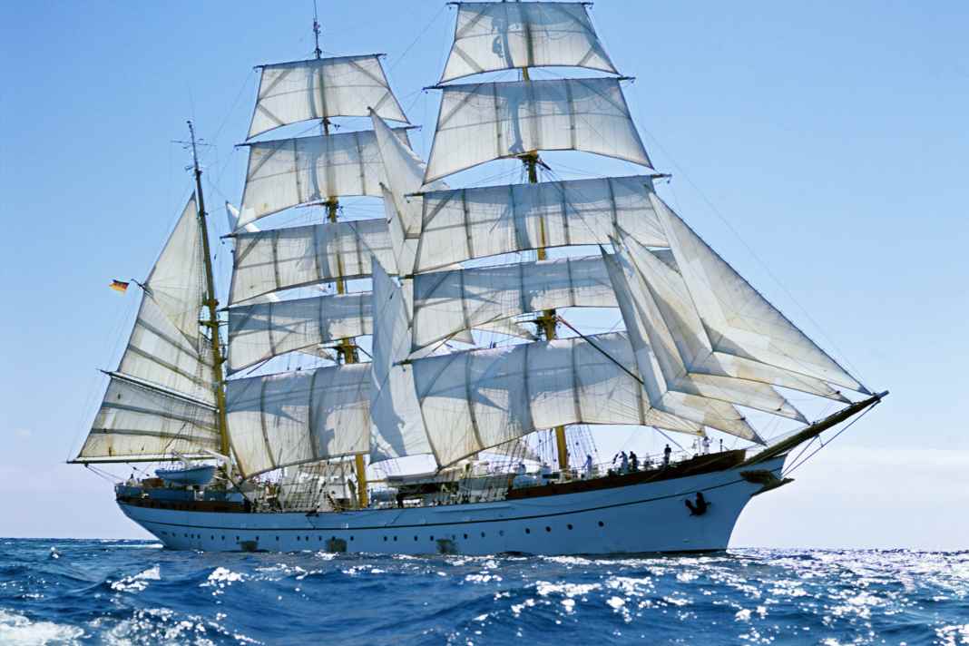 Die "Gorch Fock" ist heute wieder als Schulschiff der Marine unterwegs