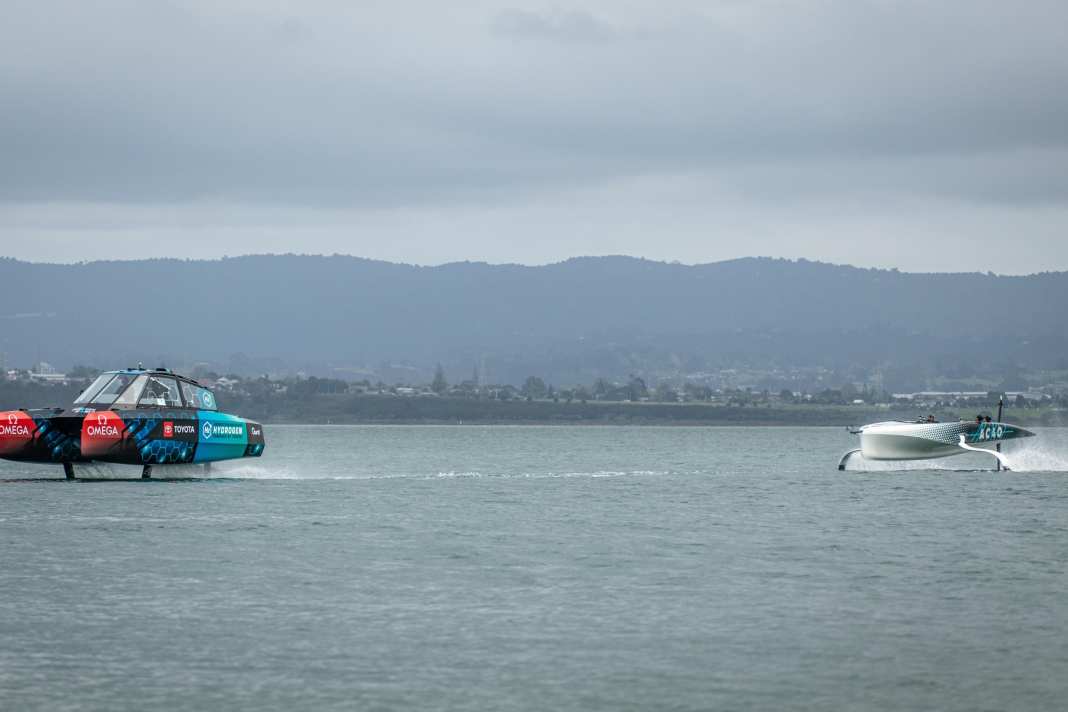 First tests: The boat was first towed by the escort boat, which was also foiling, and lifted onto the hydrofoils for the first time