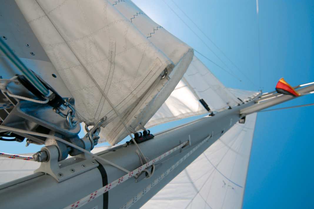 Ingenious ideas for reefing