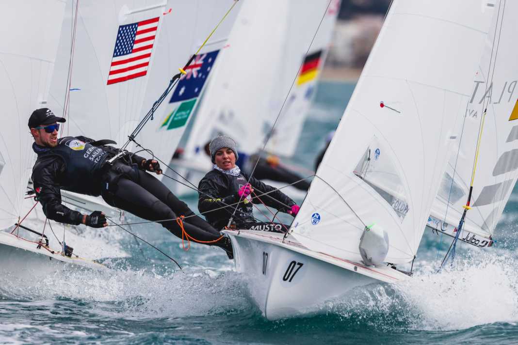 Luise Wanser et Philipp Autenrieth sont bien emmitouflés pour le deuxième jour des championnats du monde, avec des températures avoisinant les 10 degrés.