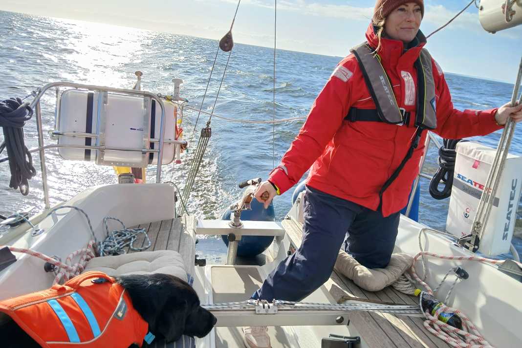 Depuis son cockpit, Jules Tolomello accueillera ses invités en direct sur Instagram dans les semaines à venir.