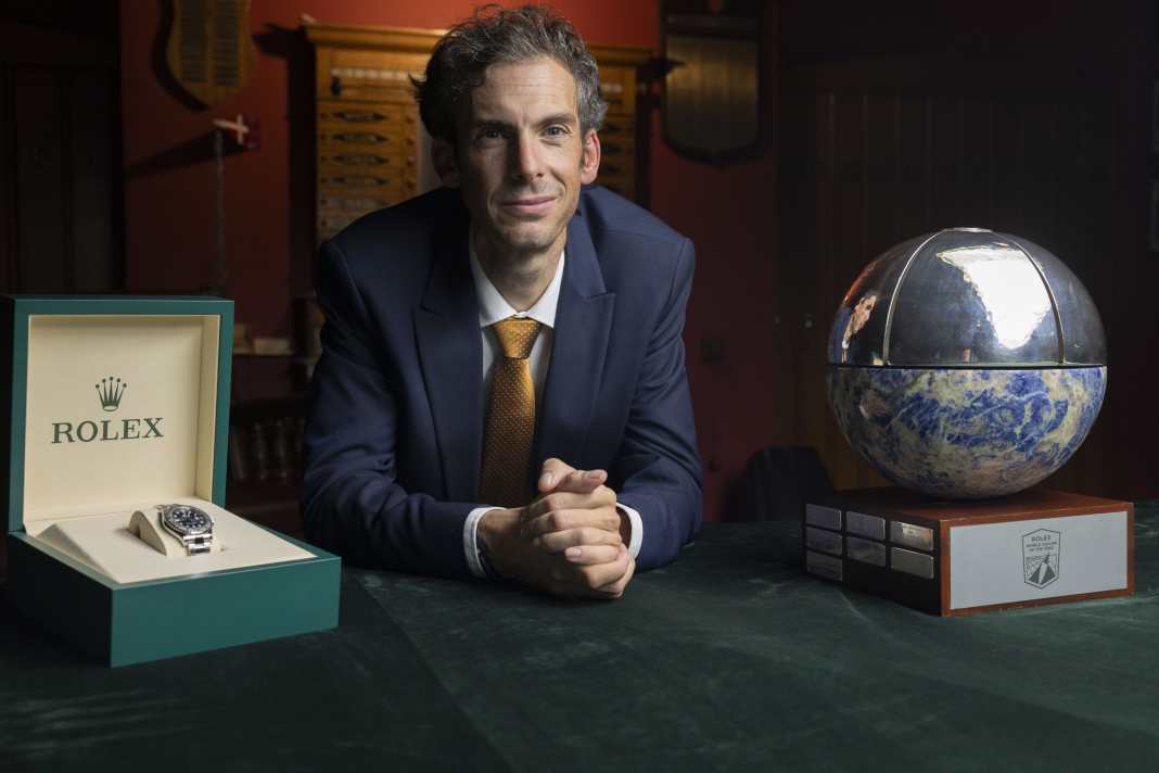 Charlie Dalin is World Sailor of the Year 2025.