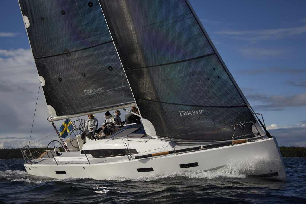 Striking appearance with good swimming behaviour. The Diva runs well upwind and starts quickly thanks to its low weight