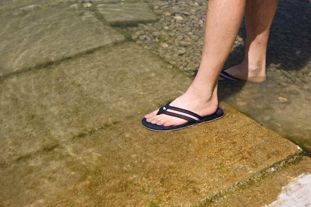 1. Die Beschaffenheit der Slipanlage testen. Ist sie besonders rutschig? Wie lang und steil ist sie? Gibt es am Ende einen Absatz?