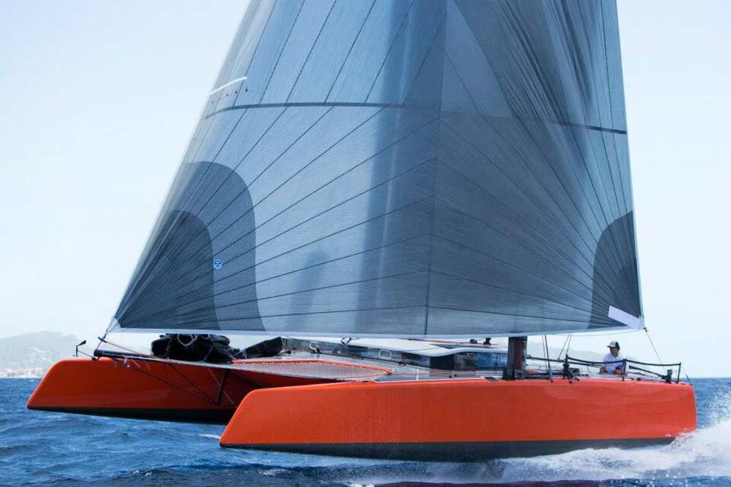 Fliegender Fahrtenkat: Gunboat G4. Hier geht's zum Test-PDF
