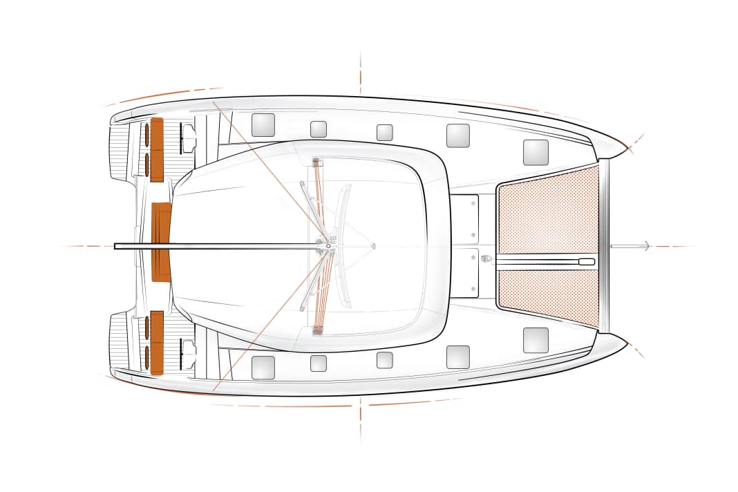 The steering positions are on deck, there is no fly. The roof is closed or...