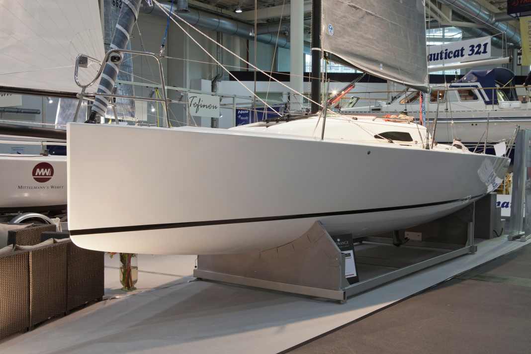 Lange Wasserlinie, flaches Unterwasserschiff