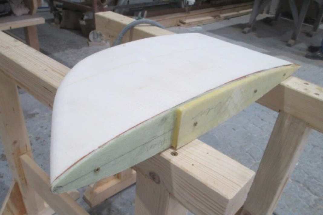 The lengthening of the rudder blade