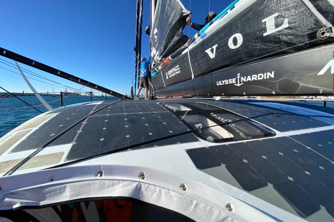 Setting sail on "11th Hour Racing" - a back-breaking job for the person on the grinder