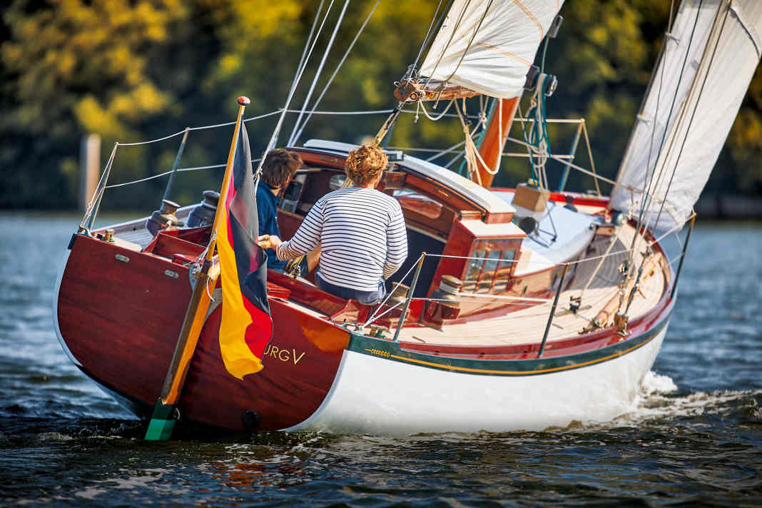 Die 1950 bei A & R vom Stapel gelaufene „Hamburg V“ ist heute auf der Schlei zu Hause