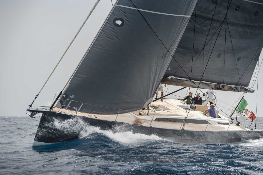 Strong performance. The Solaris 50 has no trouble with wind and waves