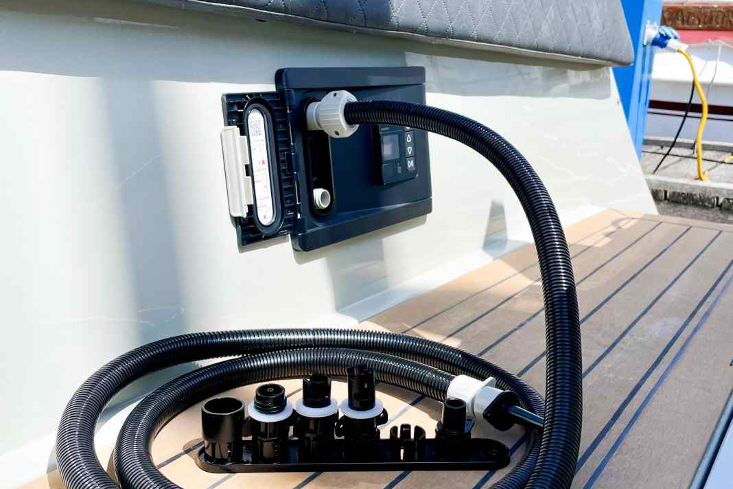 Stazione aerea integrata Scanstrut ATMOS 12V