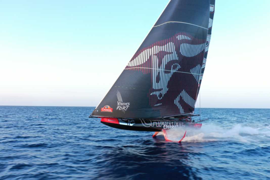 "Charal" took the lead in the Imocas on the night of 2 November.