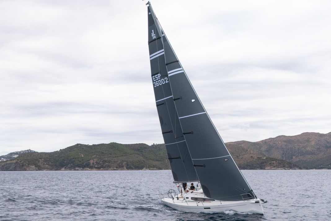 Sporty genes: The J/36 builds on the sporty and powerful basis of the J/112 E.