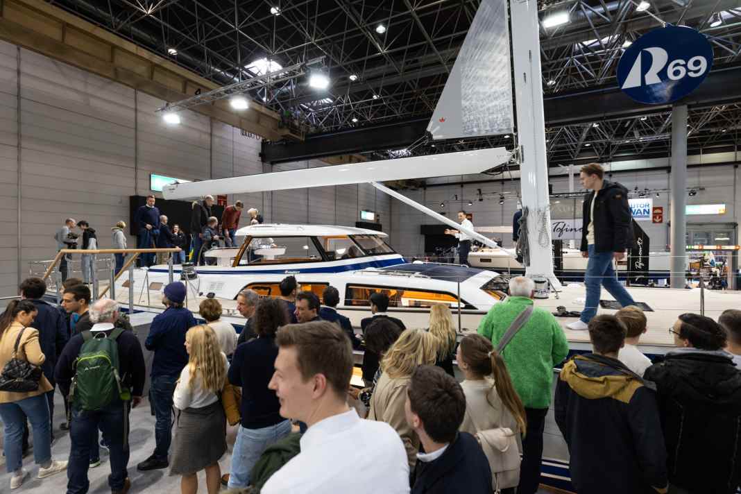 Le nouveau Hallberg-Rassy 69 a été l'une des attractions du public