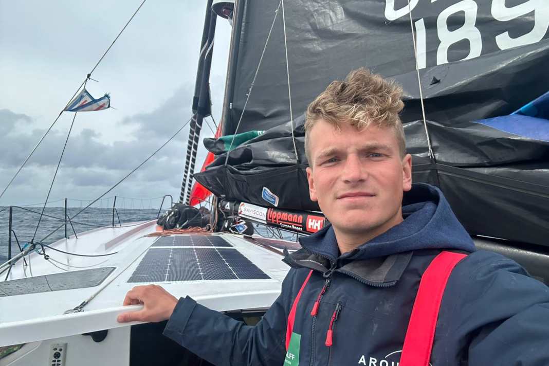 Melwin Fink sieht man die Enttäuschung an, auch wenn die Crew ihren Globe40-Traum noch nicht aufgegeben hat.