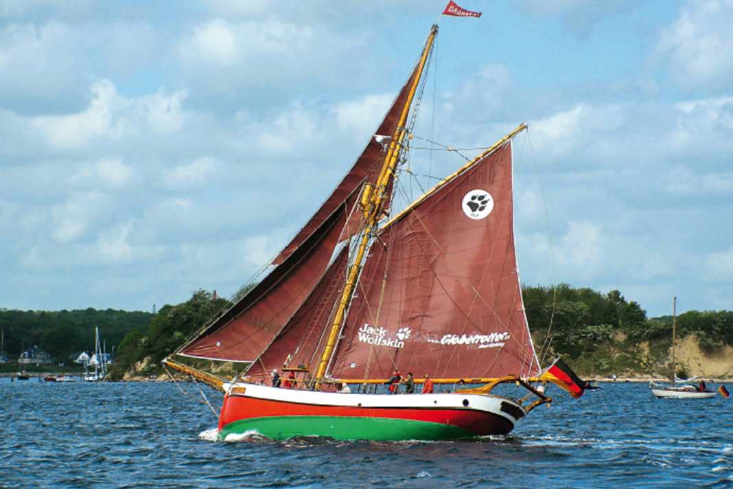 The over 90-year-old gaff cutter "Dagmar Aaen"