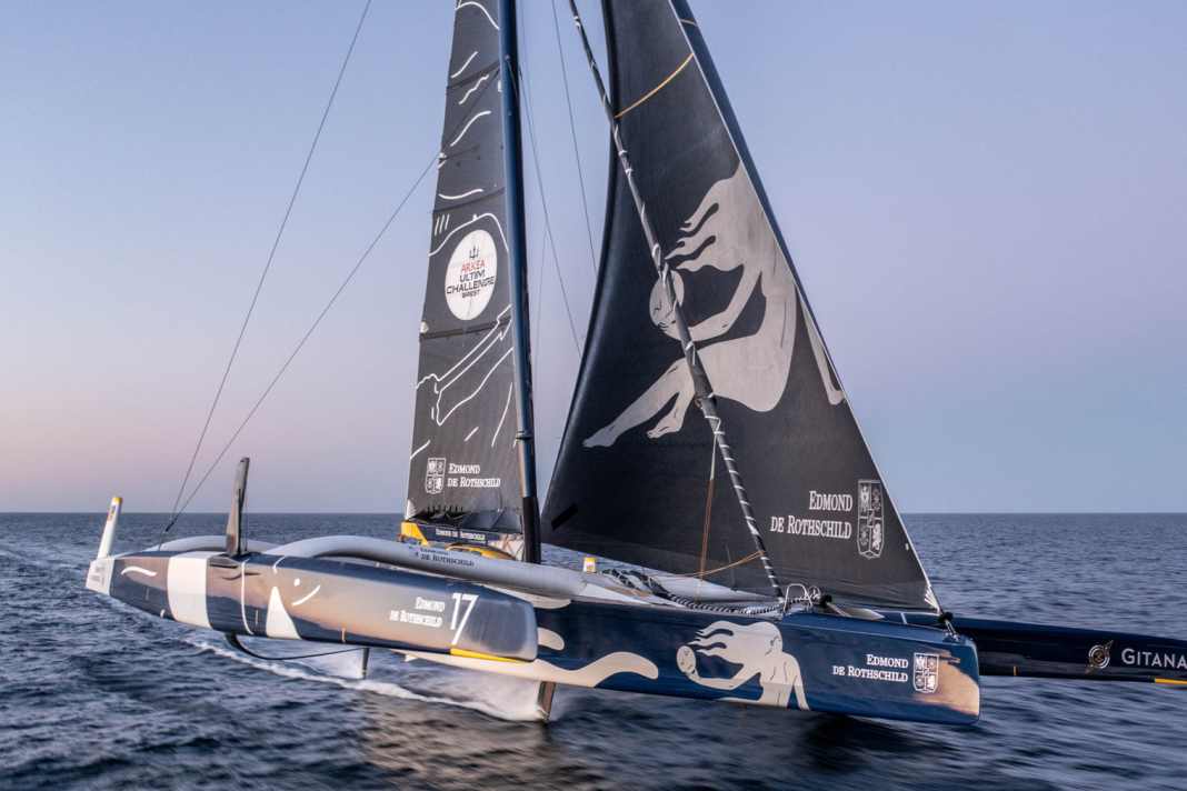 "Maxi Edmond de Rothschild" und Skipper Charles Caudrelier haben nur noch rund 1.200 Seemeilen bis ins Ziel der Arkea Ultim Challenge zu segeln