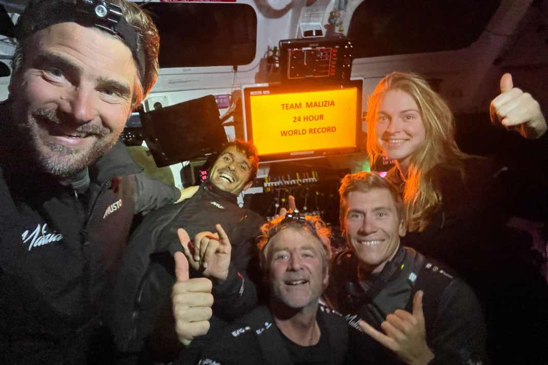 Hier jubeln Boris und sein Team über ihren  24-Stunden-Weltrekord