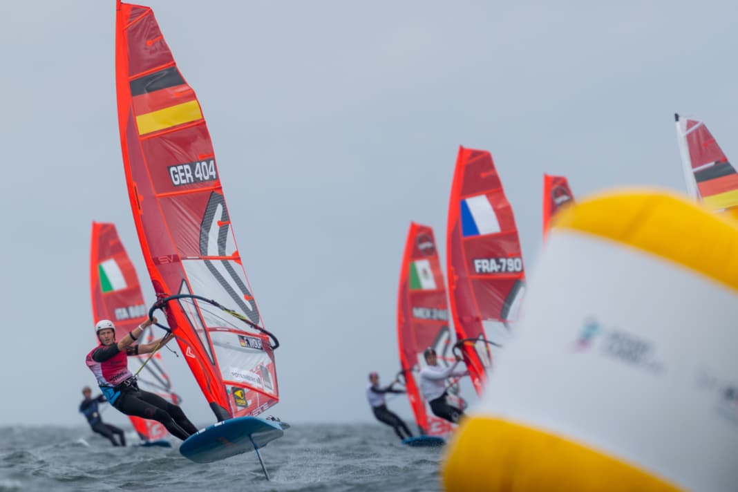 Here, Kiel Week winner Fabian Wolf speeds round the course.