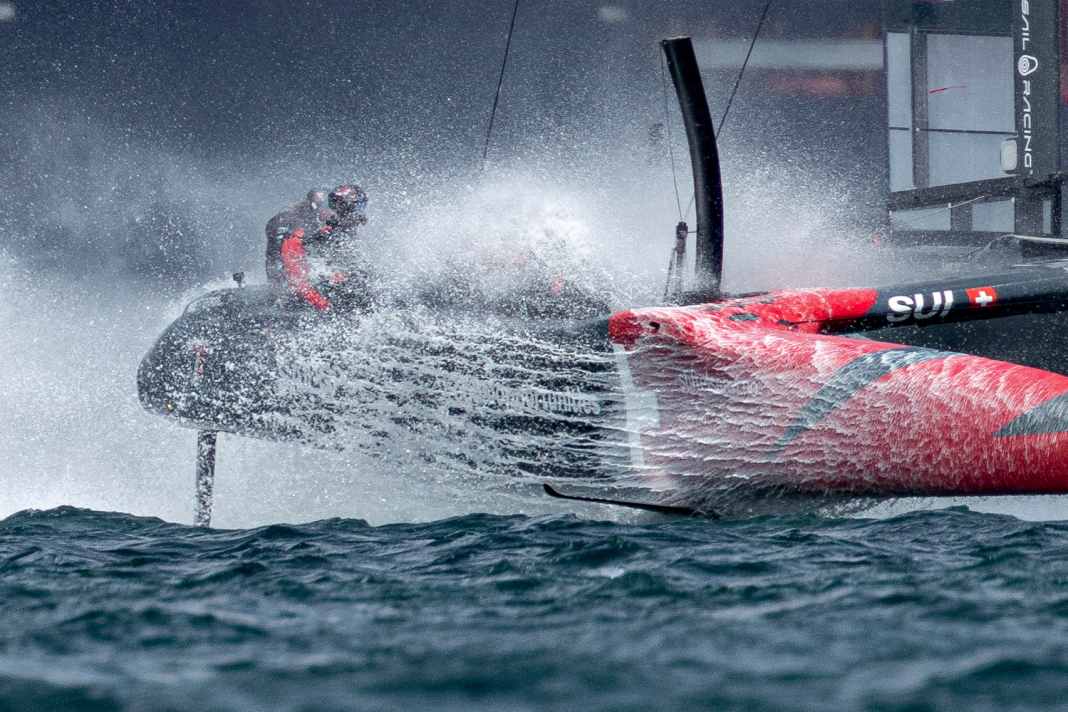 Sébastian Schneiters Schweizer SailGP Team segelt der Heimpremiere am kommenden Wochenende (20./21. September) entgegen. So viel Wind wie in dieser rassigen Rennszene ist aber auf dem Genfersee nicht zu erwarten.