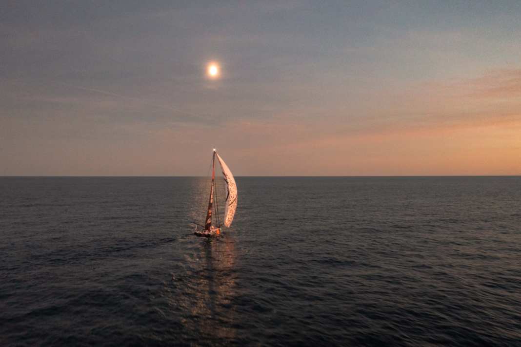 "Malizia – Seaexplorer" natürlich beleuchtet…
