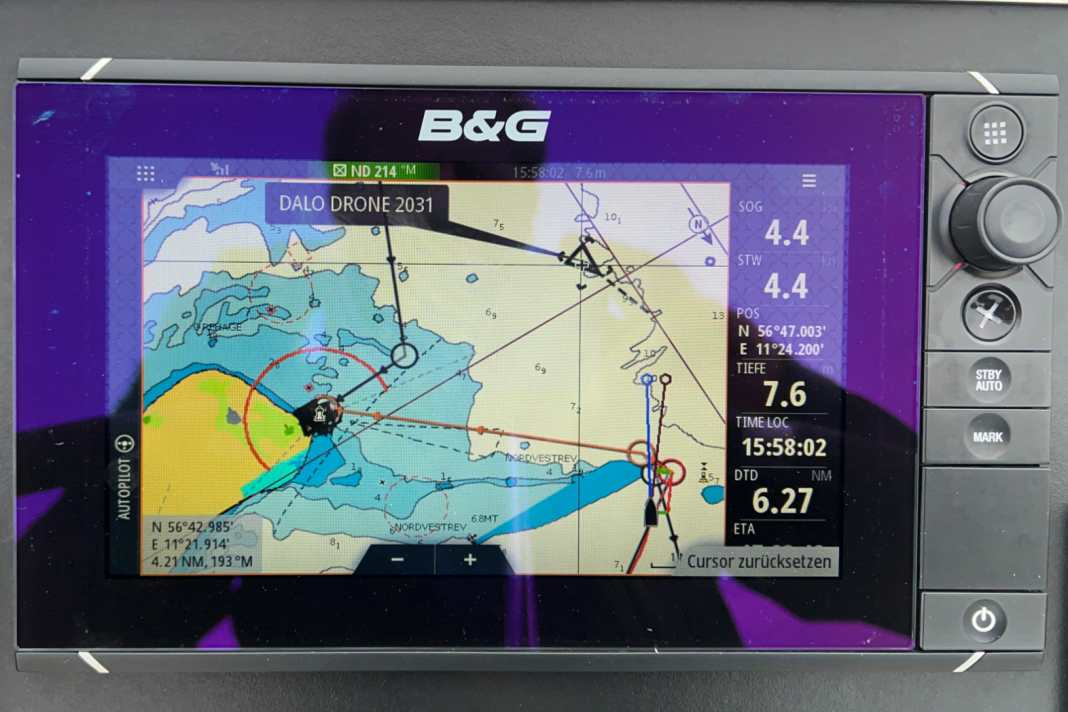 AIS-Kontakt mit einer der Segeldrohnen vor Anholt.