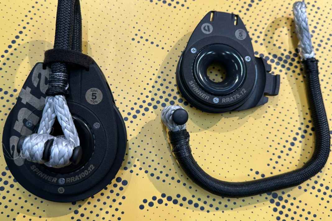 L'ogiva Antal si muove su un anello di Dyneema e si dice che abbia un carico di lavoro fino a cinque tonnellate.