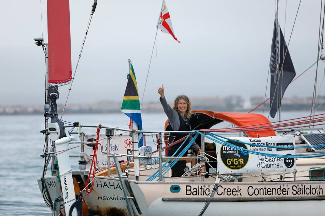 Confident of victory despite a lull before the finish line. The South African greets the welcoming armada in high spirits