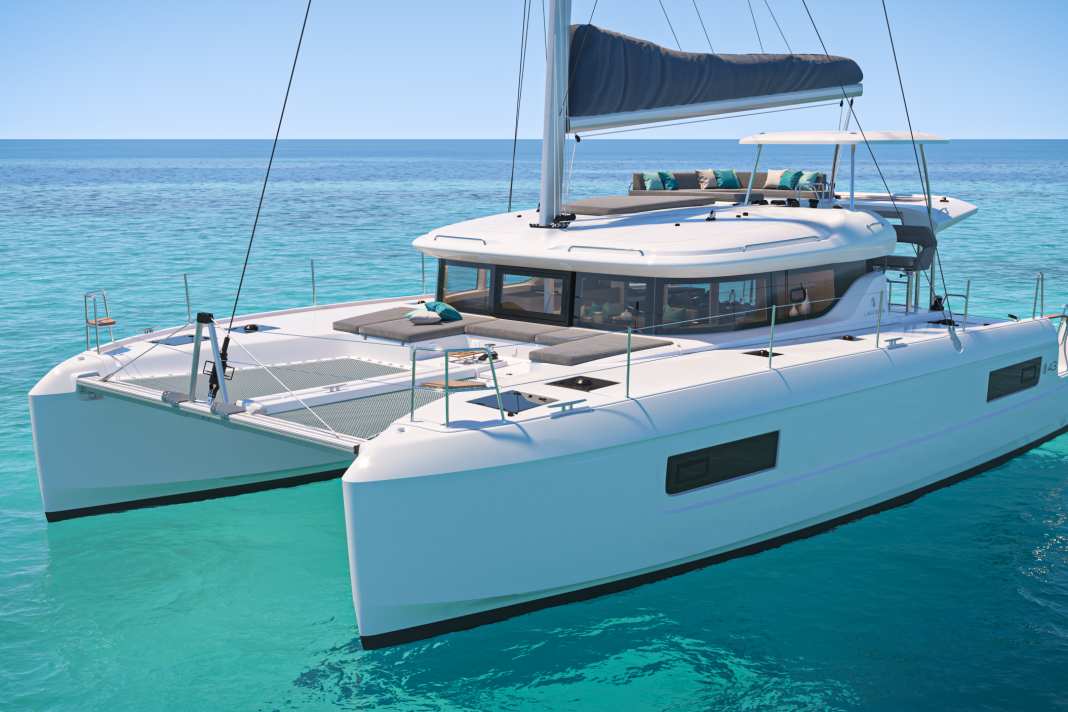 Neue Rumpfformen. Die Konstrukteure haben dem neuen Lagoon 43 vor allem im Vorschiff extrem viel Volumen spendiert