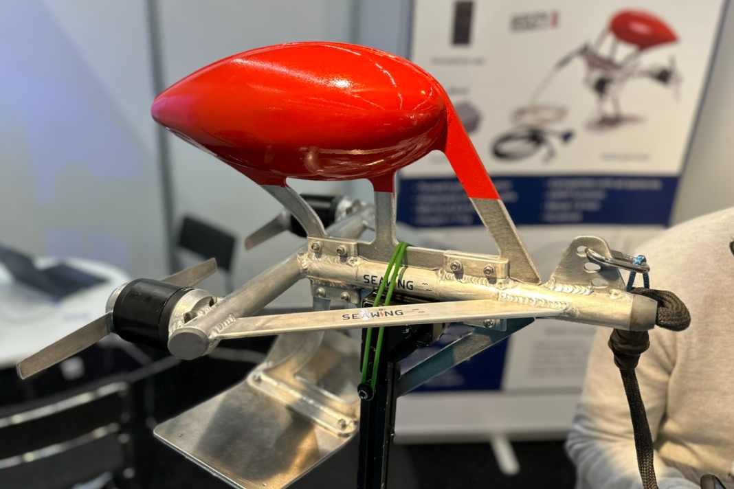 Die Konstruktion des Seawing ist simpel und robust, Auftriebskörper und Flosse sorgen für ein stabiles Schleppverhalten.