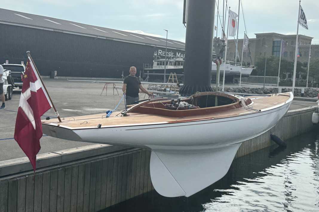 Comme neuf : le dragon royal "Najade" du légendaire chantier naval Børresens Bådebyggeri à Vejle