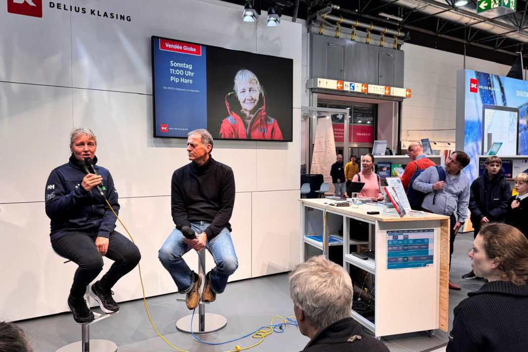 Pip Hare travelled to Germany for her presentation on the Delius Klasing Verlag stage, among other things