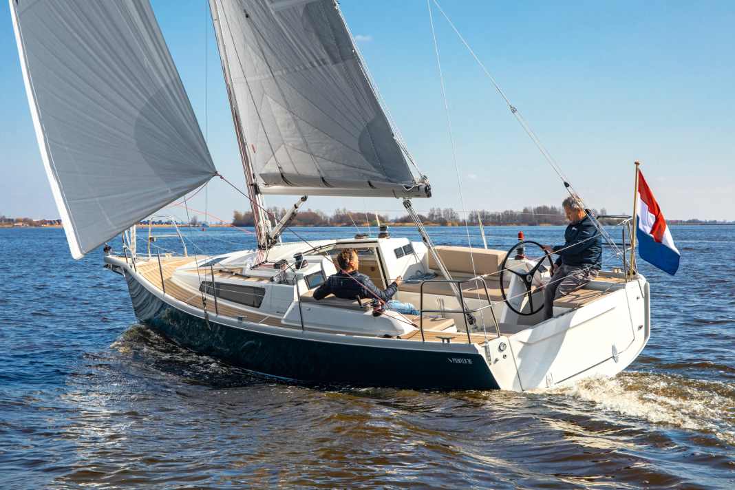 Charming fun maker. Can be easy and cosy, but also challenging and sporty. The design and concept cover a wide range of uses
