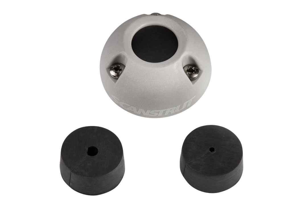 The DS16-SL cable gland from Scanstrut is specially designed to fit the connections of Starlink antennas.