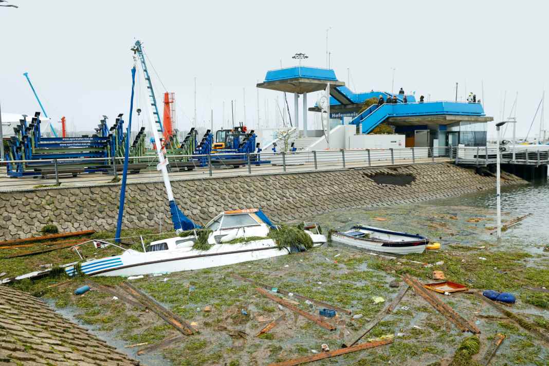 Images de la destruction de Kiel-Schilksee