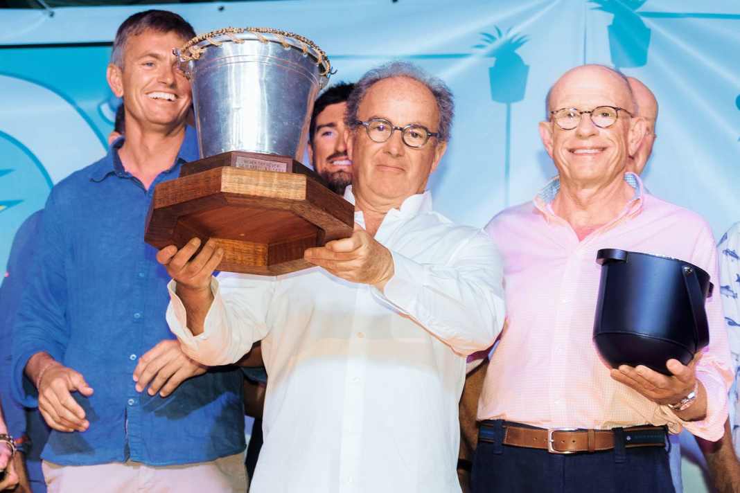 Am 14. März startet die 31. St. Barths Bucket, eine Superyacht-Regatta der ganz besonderes Art. Gesegelt wird um den begehrten Wanderpokal – einen silbernen Champagnerkübel (engl. bucket).