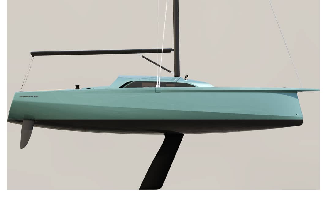 The daysailer is equipped with a centreboard