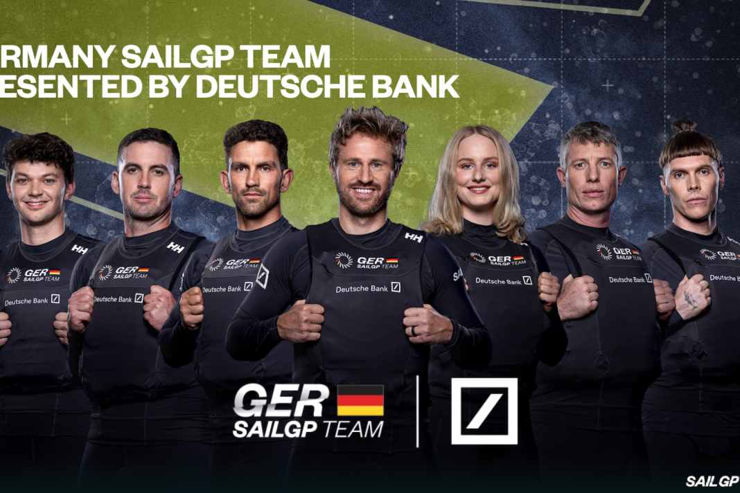 Die Crew vom Germany SailGP Team um Steuermann Erik Kosegarten-Heil.