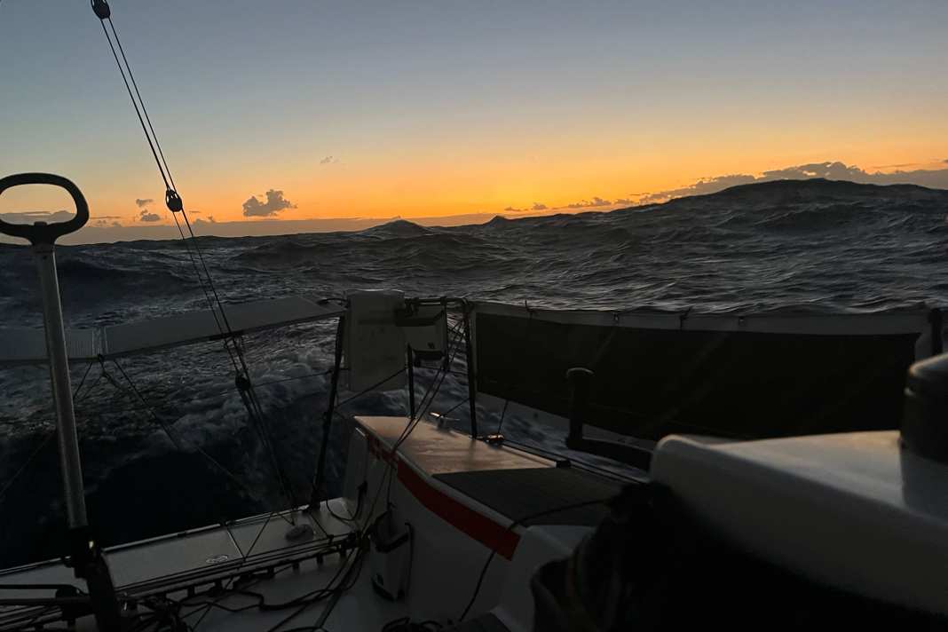 Intensive Atlantikstimmung für die "Sharifa"-Crew auf Kurs Martinique.