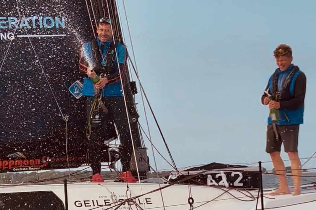 Dopo il record: Melwin Fink e Lennark Burke stappano i tappi.