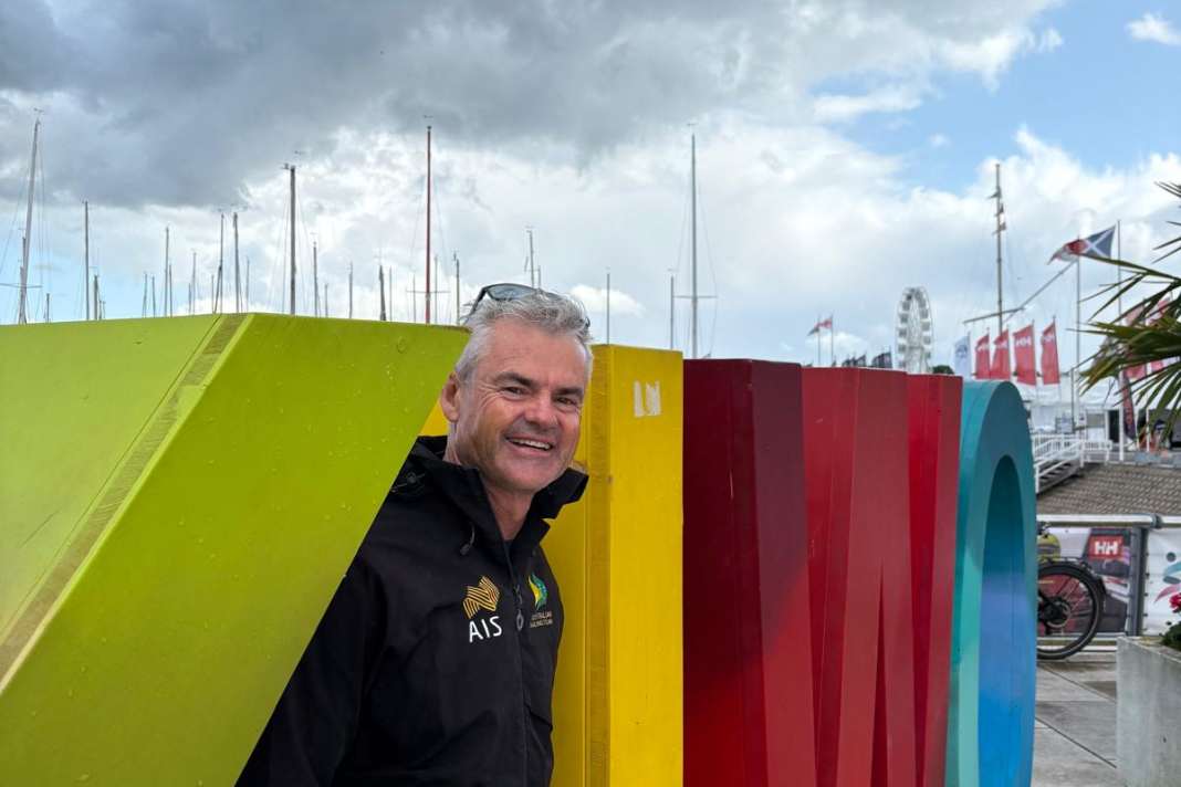 Der zweimalige olympische Silbersegler Darren Bundock ist zurück bei der Kieler Woche…