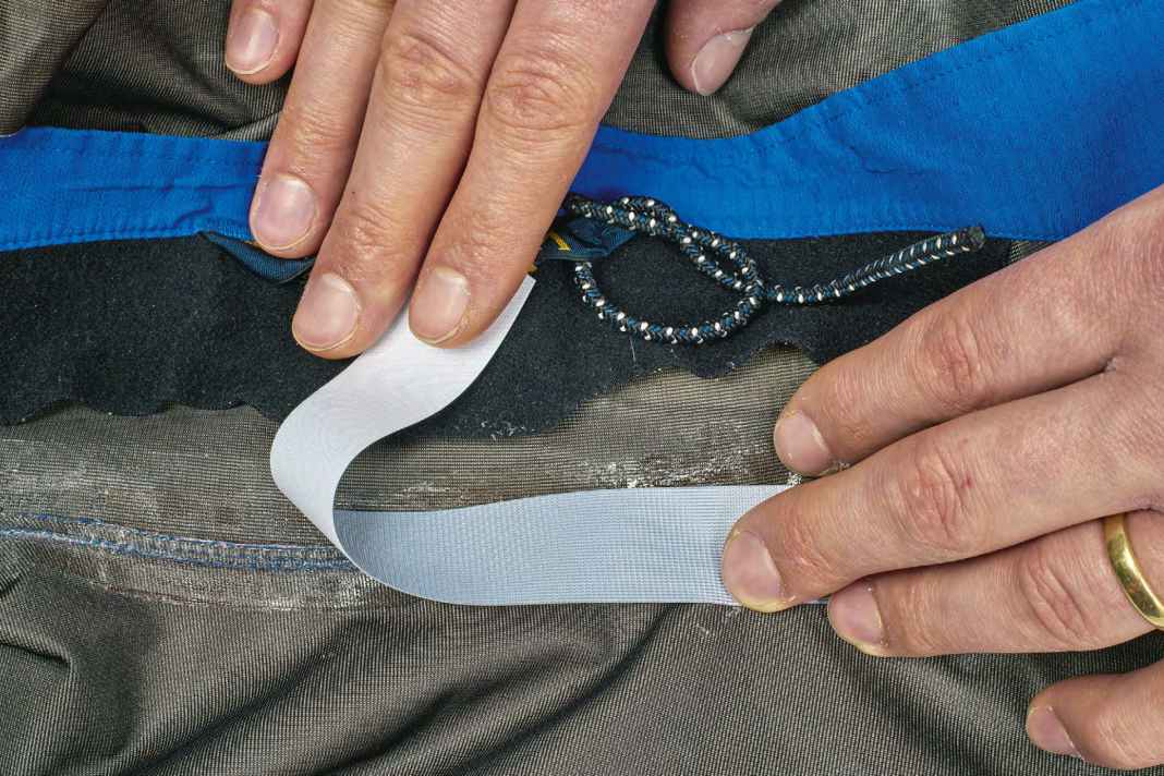 Nastratura delle cuciture: in ogni cucitura si verificano piccoli fori e quindi perdite a causa dei fori di spillo - la nastratura aiuta. Dopo la riparazione o se il nastro si è staccato: lo speciale nastro adesivo può essere riapplicato con un'attrezzatura adeguata e il problema è risolto.