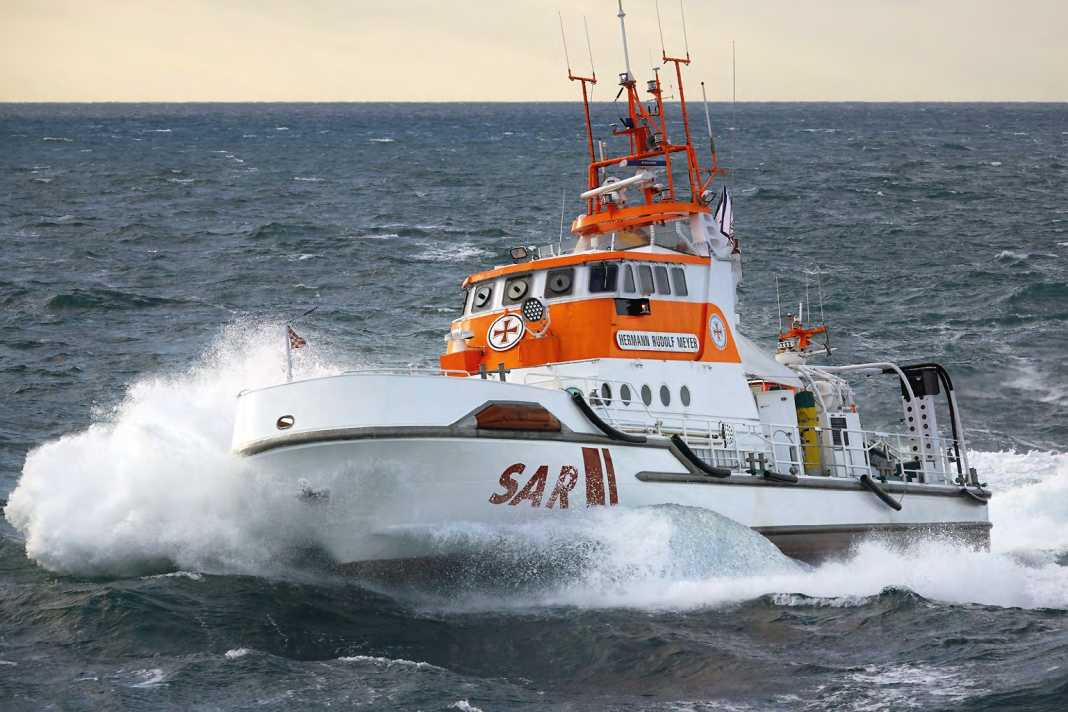 Der 23,1-Meter-Seenotrettungskreuzer „Hermann Rudolf Meyer“ im Einsatz.