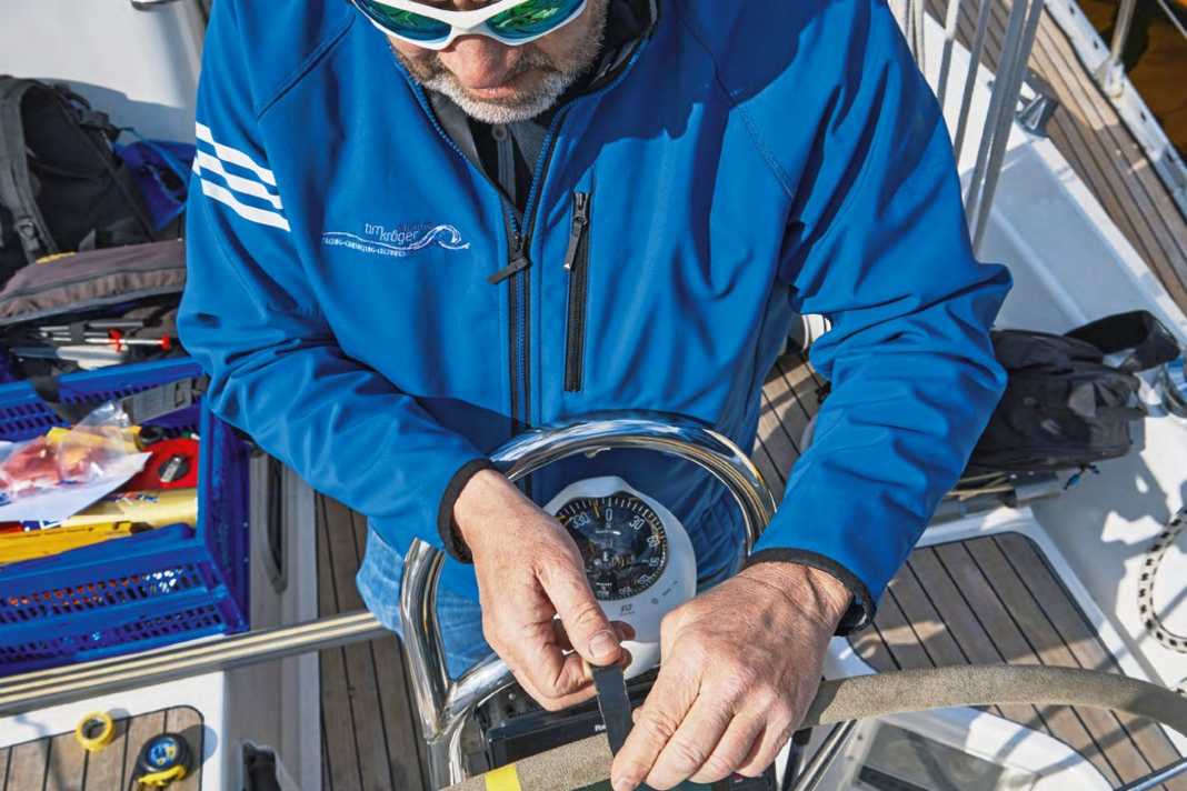 Pour vérifier l'équilibre du bateau, des marques doivent être apposées avec précision sur la roue.