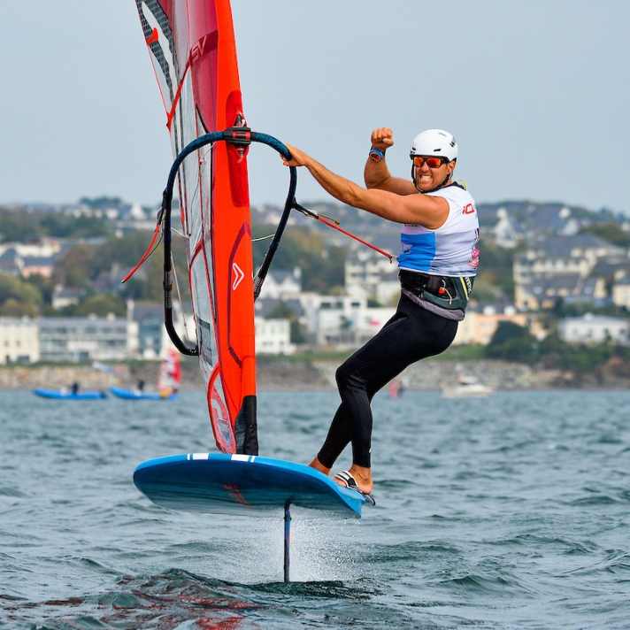 Surfing a picture-book week at the World Championships: Sebastian Kördel on the wave of success