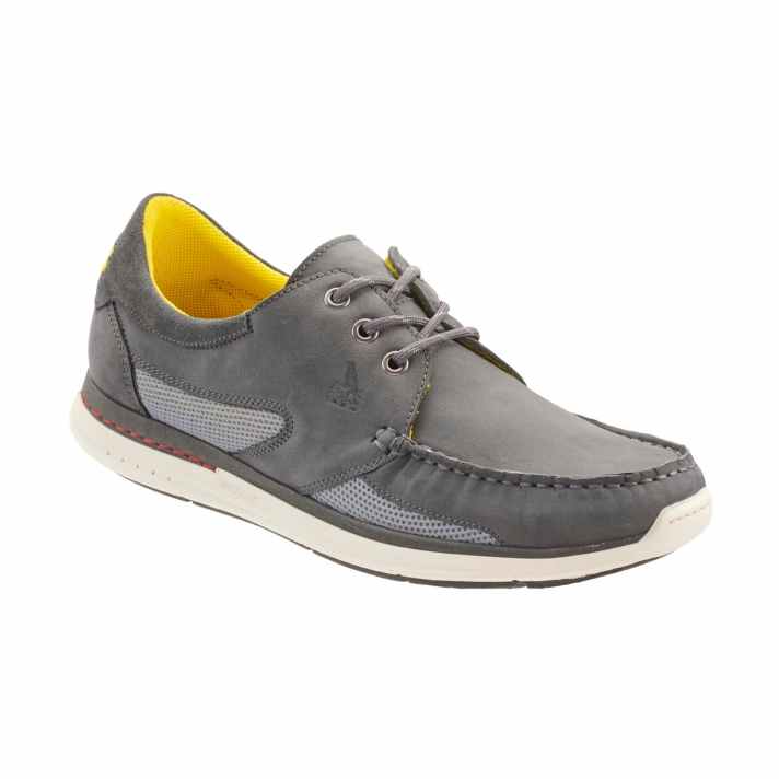   The Corinthian Pro from Wuzzos with mesh material for better breathability