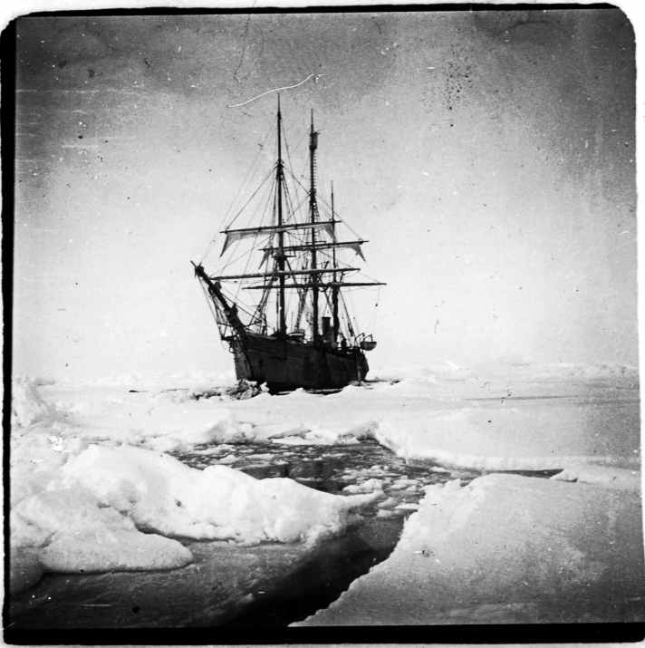 At the end of the southern summer, the ice opens up unexpectedly, clearing the way for the "Belgica" and its desperate crew