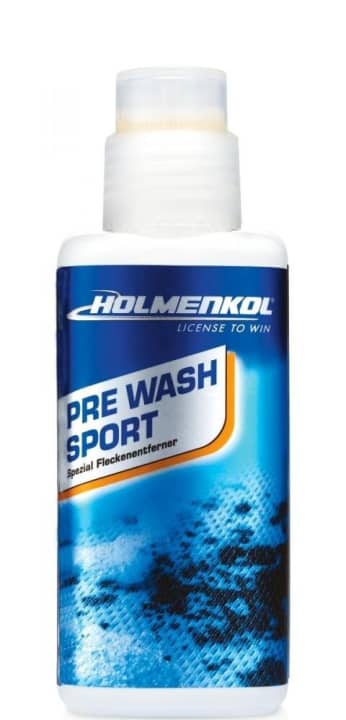   "Pre Wash Sport" from Holmenkol is a stain remover. Oilskin manufacturers also sometimes offer their own detergents