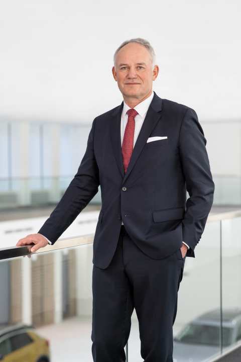 12_Michael_Jost-5468_fldml9